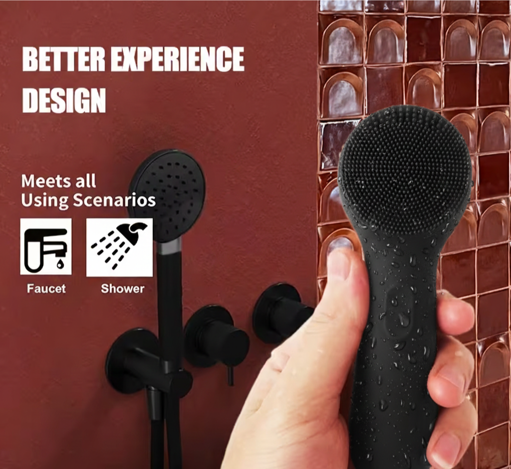 BeautyEverLuxe™ Silicone Facial Cleansing Brush 💆‍♀️✨